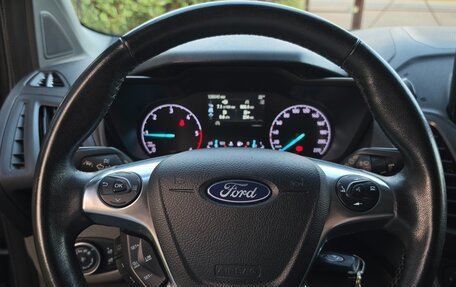 Ford Tourneo Connect II рестайлинг, 2020 год, 1 795 000 рублей, 30 фотография