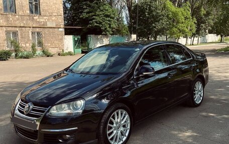 Volkswagen Jetta VI, 2006 год, 670 000 рублей, 2 фотография
