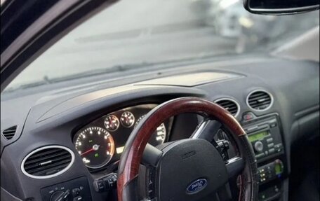 Ford Focus II рестайлинг, 2006 год, 420 000 рублей, 18 фотография