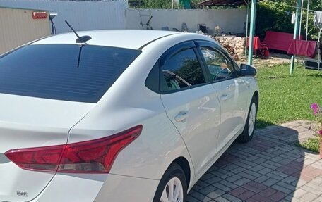 Hyundai Solaris II рестайлинг, 2018 год, 1 380 000 рублей, 9 фотография