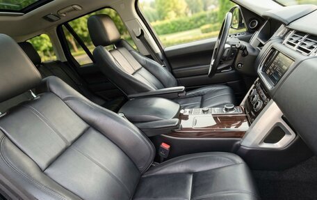 Land Rover Range Rover IV рестайлинг, 2016 год, 3 490 000 рублей, 10 фотография