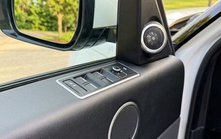 Land Rover Range Rover IV рестайлинг, 2016 год, 3 490 000 рублей, 16 фотография
