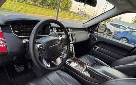 Land Rover Range Rover IV рестайлинг, 2016 год, 3 490 000 рублей, 9 фотография