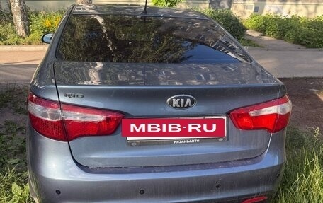 KIA Rio III рестайлинг, 2013 год, 724 000 рублей, 2 фотография