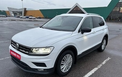 Volkswagen Tiguan II, 2019 год, 2 000 000 рублей, 1 фотография