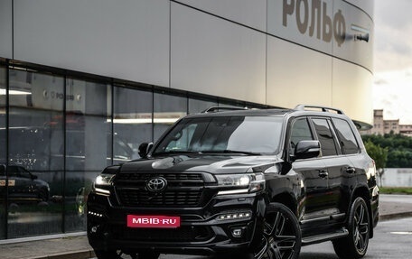 Toyota Land Cruiser 200, 2020 год, 8 999 999 рублей, 1 фотография