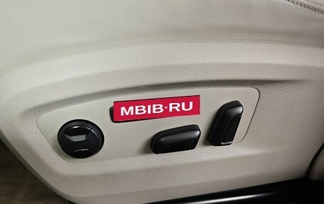 Volkswagen Multivan T6 рестайлинг, 2015 год, 2 989 000 рублей, 18 фотография