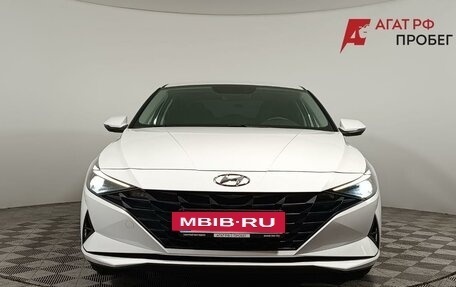 Hyundai Elantra, 2021 год, 2 120 000 рублей, 2 фотография