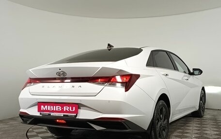Hyundai Elantra, 2021 год, 2 120 000 рублей, 7 фотография