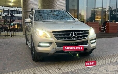 Mercedes-Benz M-Класс, 2012 год, 1 950 000 рублей, 4 фотография