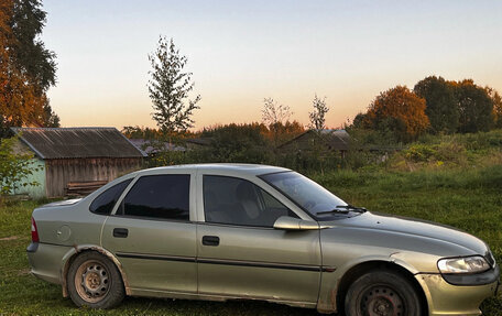 Opel Vectra B рестайлинг, 1996 год, 70 000 рублей, 2 фотография
