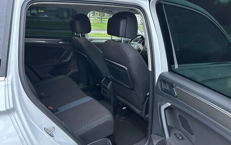 Volkswagen Tiguan II, 2019 год, 2 000 000 рублей, 7 фотография