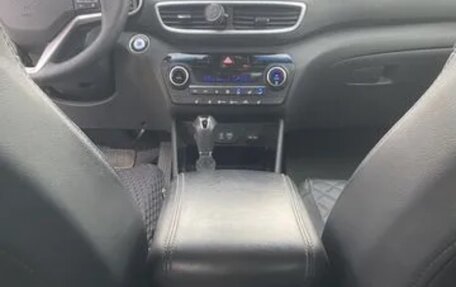 Hyundai Tucson III, 2020 год, 2 500 000 рублей, 14 фотография
