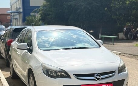 Opel Astra J, 2014 год, 1 500 000 рублей, 2 фотография