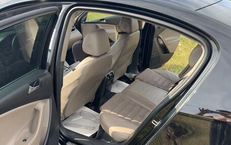 Volkswagen Passat B6, 2006 год, 690 000 рублей, 24 фотография