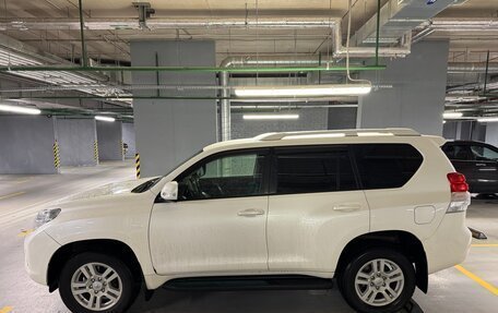 Toyota Land Cruiser Prado 150 рестайлинг 2, 2011 год, 2 490 000 рублей, 6 фотография