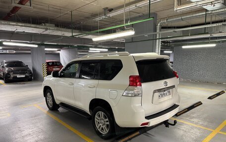 Toyota Land Cruiser Prado 150 рестайлинг 2, 2011 год, 2 490 000 рублей, 3 фотография
