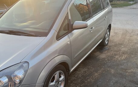 Opel Zafira B, 2007 год, 390 000 рублей, 2 фотография