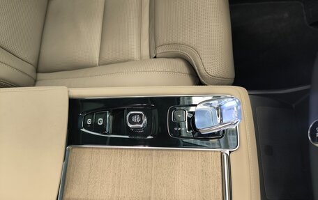 Volvo XC90 II рестайлинг, 2025 год, 9 450 000 рублей, 11 фотография