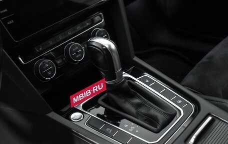Volkswagen Passat B8 рестайлинг, 2018 год, 1 880 000 рублей, 12 фотография