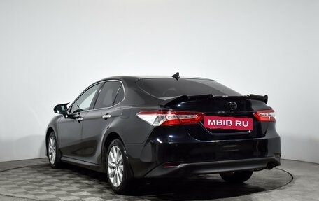 Toyota Camry, 2021 год, 2 690 000 рублей, 7 фотография