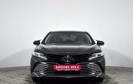 Toyota Camry, 2021 год, 2 690 000 рублей, 2 фотография