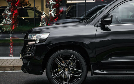 Toyota Land Cruiser 200, 2020 год, 8 999 999 рублей, 10 фотография