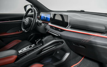 Geely Coolray I, 2023 год, 2 100 000 рублей, 13 фотография
