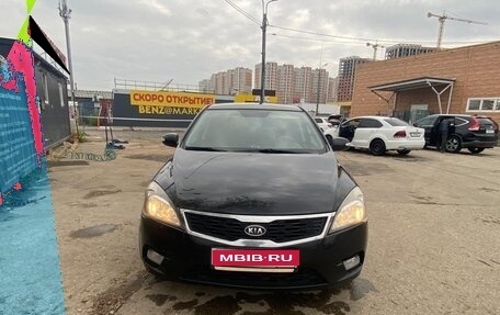 KIA cee'd I рестайлинг, 2011 год, 665 000 рублей, 1 фотография