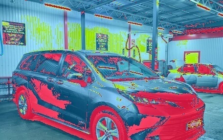 Toyota Sienna, 2021 год, 3 999 999 рублей, 1 фотография