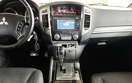 Mitsubishi Pajero IV, 2014 год, 2 289 000 рублей, 14 фотография