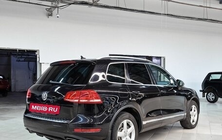 Volkswagen Touareg III, 2014 год, 1 649 000 рублей, 3 фотография