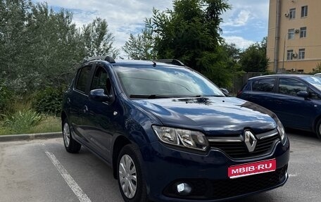 Renault Sandero II рестайлинг, 2014 год, 685 000 рублей, 1 фотография