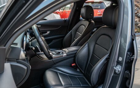 Mercedes-Benz C-Класс, 2018 год, 2 990 000 рублей, 10 фотография