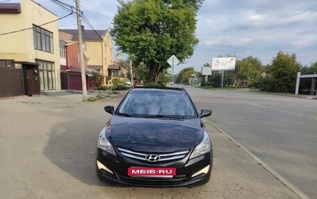 Hyundai Solaris II рестайлинг, 2015 год, 990 000 рублей, 8 фотография