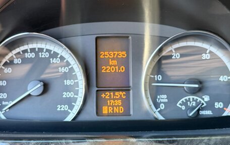 Mercedes-Benz Viano, 2012 год, 2 490 000 рублей, 22 фотография