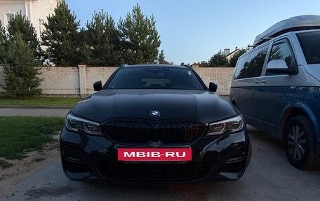 BMW 3 серия, 2019 год, 3 690 000 рублей, 2 фотография