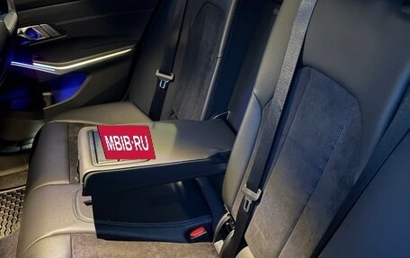 BMW 3 серия, 2019 год, 3 690 000 рублей, 11 фотография