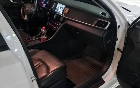 KIA Optima IV, 2017 год, 1 850 000 рублей, 15 фотография