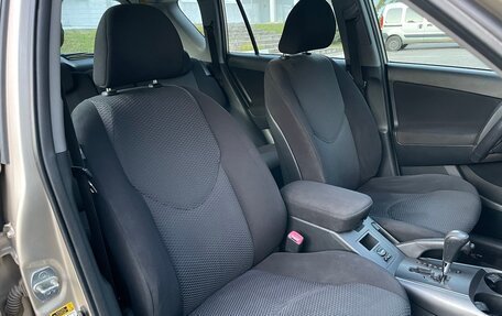Toyota RAV4, 2006 год, 970 000 рублей, 17 фотография