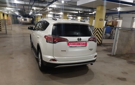 Toyota RAV4, 2017 год, 3 500 000 рублей, 9 фотография