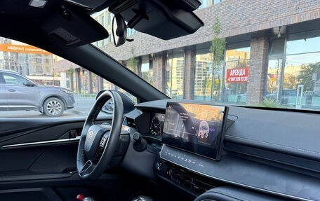 Toyota Camry, 2025 год, 3 790 000 рублей, 10 фотография