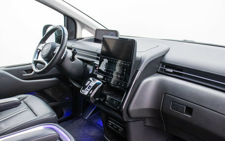 Hyundai Staria, 2022 год, 3 488 000 рублей, 8 фотография