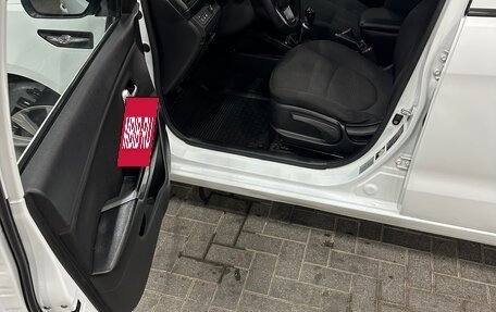 KIA Rio III рестайлинг, 2014 год, 700 000 рублей, 7 фотография
