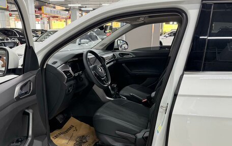 Volkswagen T-Cross I, 2023 год, 1 300 000 рублей, 8 фотография
