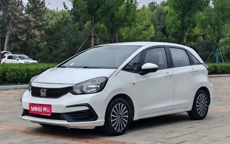 Honda Fit, 2023 год, 1 100 000 рублей, 1 фотография