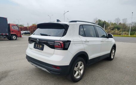 Volkswagen T-Cross I, 2023 год, 1 000 000 рублей, 4 фотография