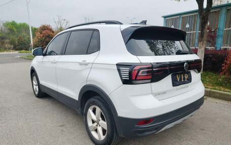 Volkswagen T-Cross I, 2023 год, 1 000 000 рублей, 5 фотография