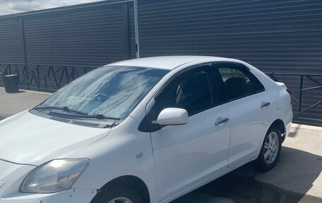 Toyota Belta, 2007 год, 380 000 рублей, 3 фотография