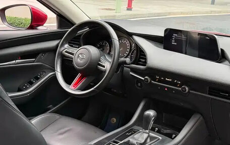 Mazda 3, 2023 год, 1 400 000 рублей, 11 фотография